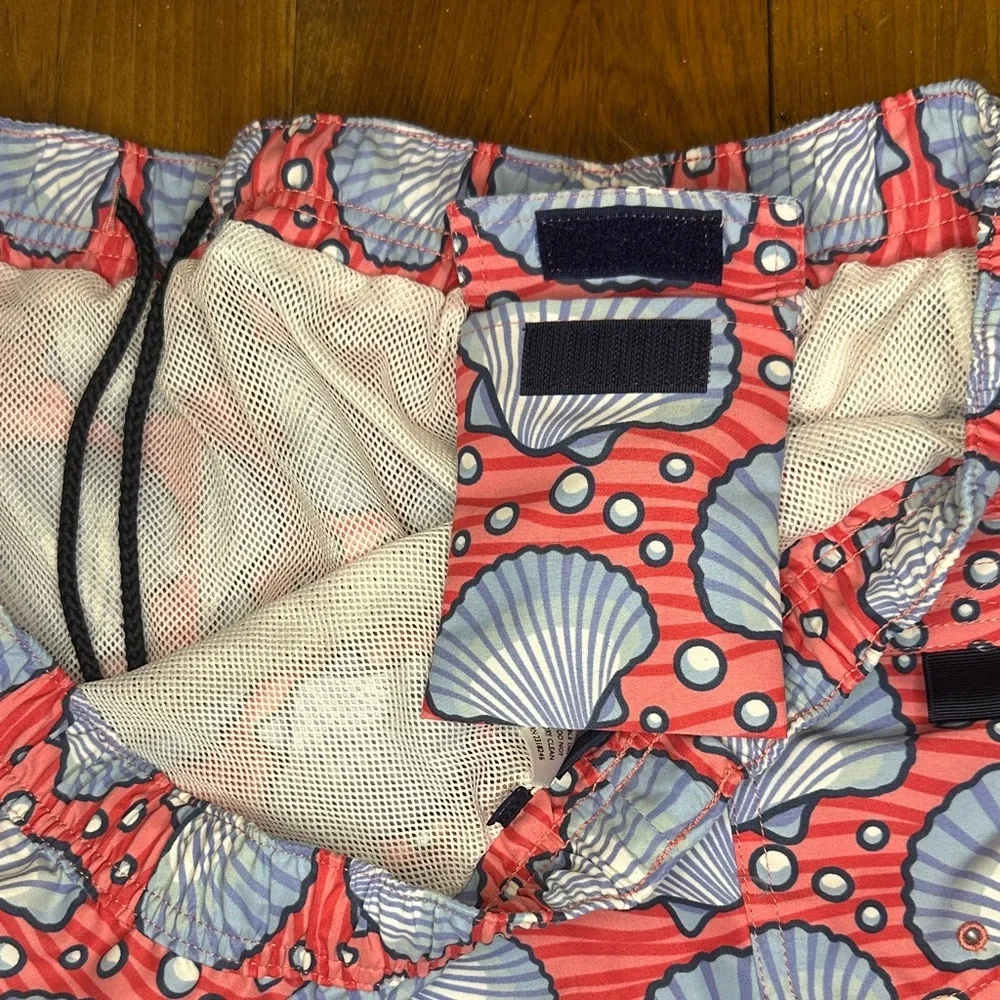 Vineyard Vines great no